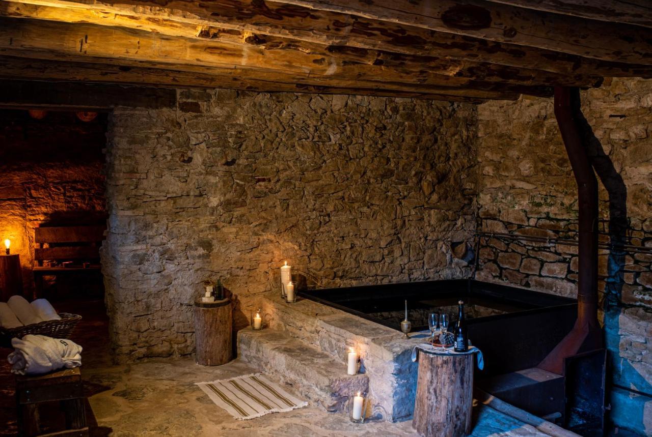 Ca N'Heras Guest House Canet de Adri Luaran gambar