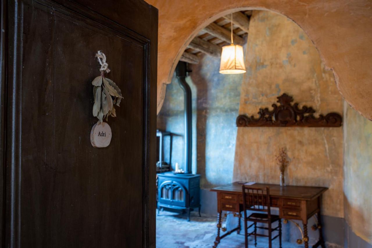 Ca N'Heras Guest House Canet de Adri Luaran gambar