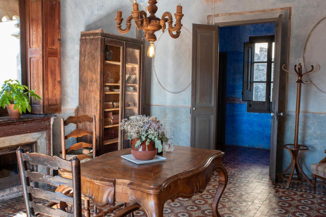 Ca N'Heras Guest House Canet de Adri Luaran gambar