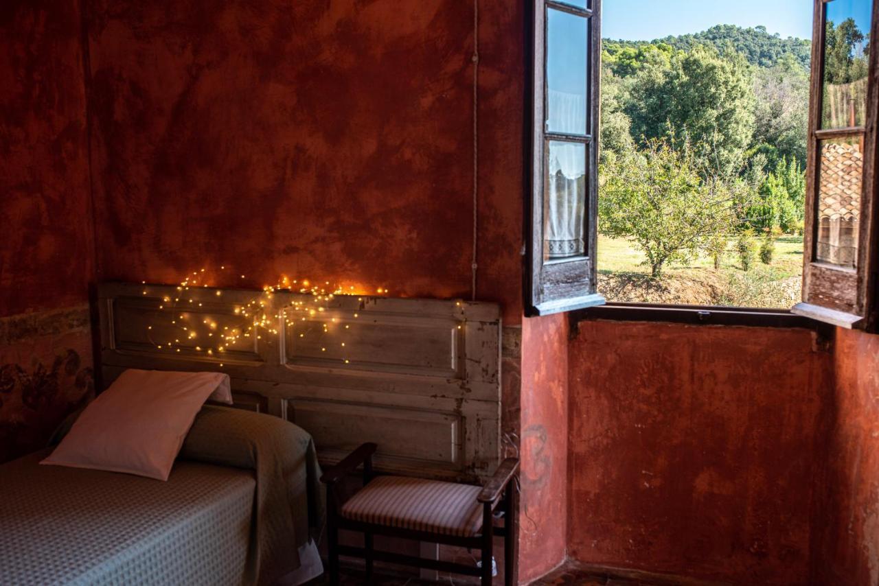 Ca N'Heras Guest House Canet de Adri Luaran gambar
